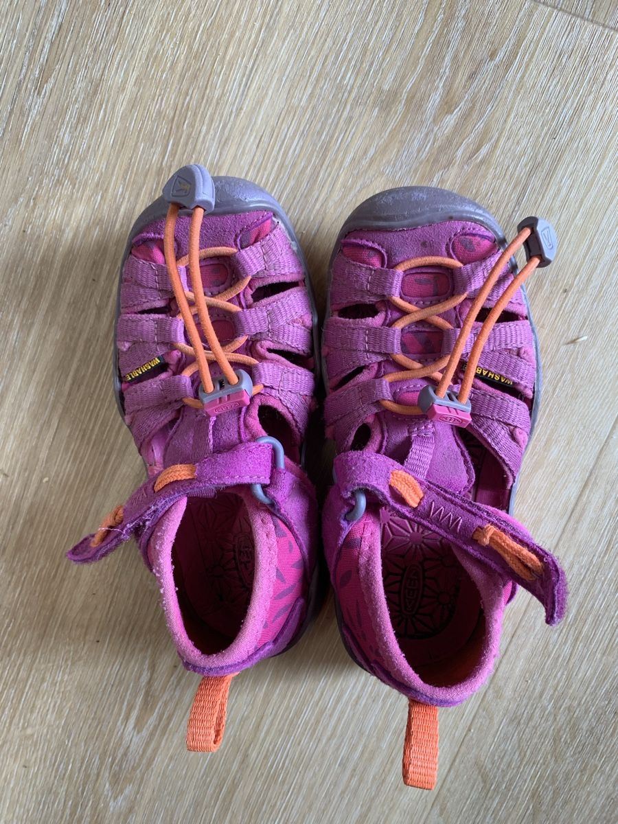 Keen Scarpe per ragazze: Keen Sandalen Gr.24 – Usato da Arch venduto da kathyayani