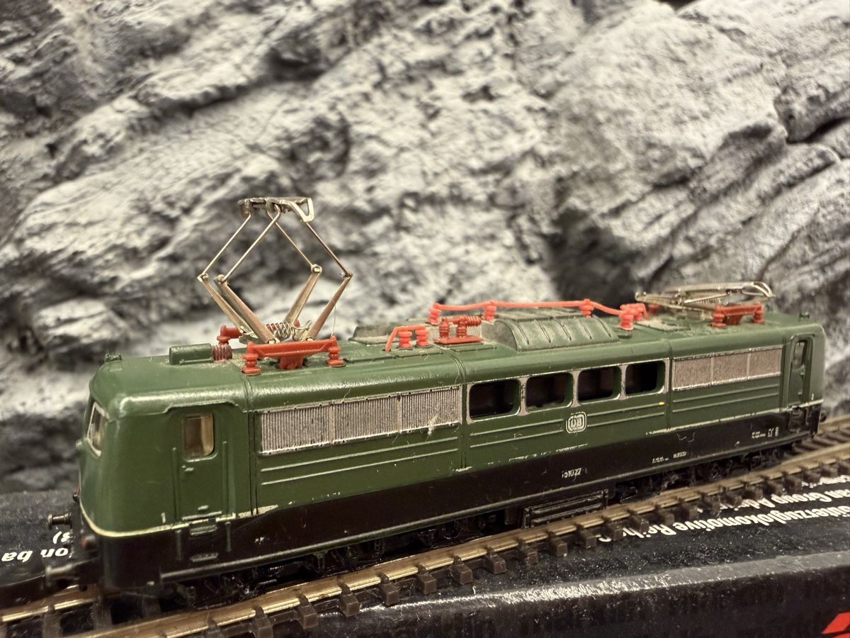 Märklin Modelleisenbahnen: Märklin 8857 DB BR 151 – Gebraucht aus Lupsingen von New-Haven