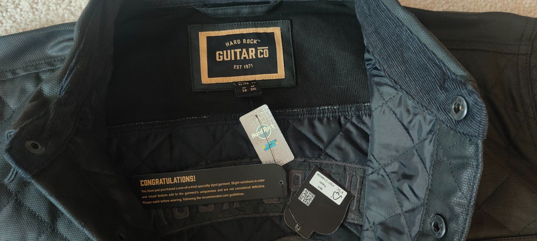 Hard Rock Cafe Jacken: Original Hard Rock Guitar Jacke – Neu und originalverpackt aus Rüti ZH von Dstonie 3