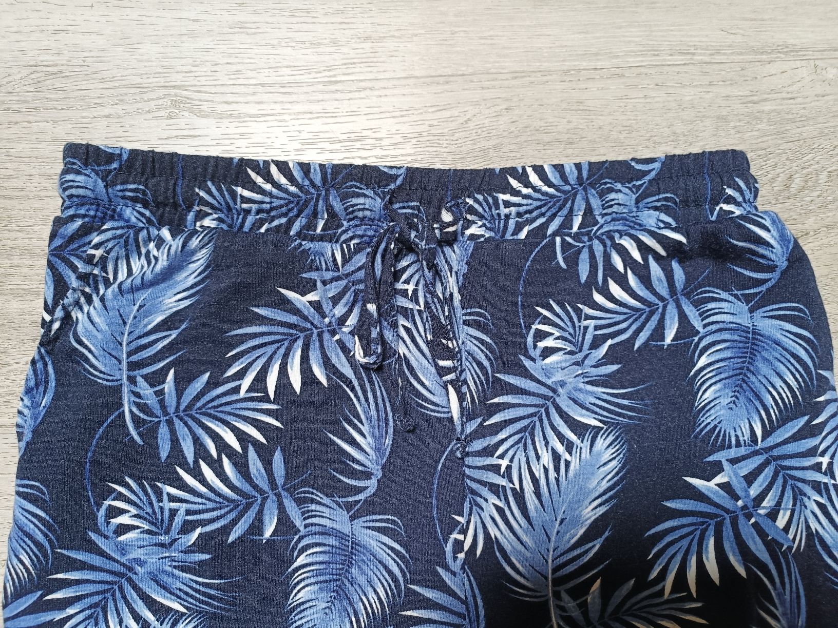 Pantaloni: Sommerhose 36/38 – Usato da Bätterkinden venduto da Elefantenzoo 1