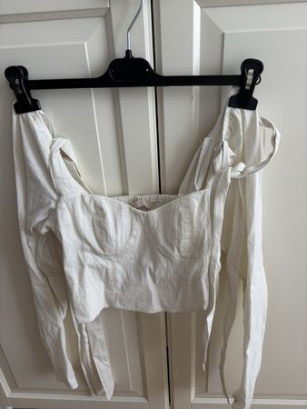 Top both bows beige cream size 38 NP: 79.-