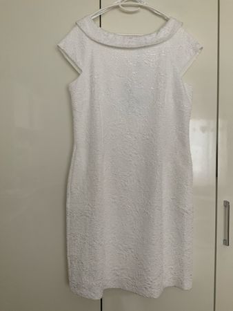 Apart Glamour Kleid weiss Grösse 44 neu mit Etikett