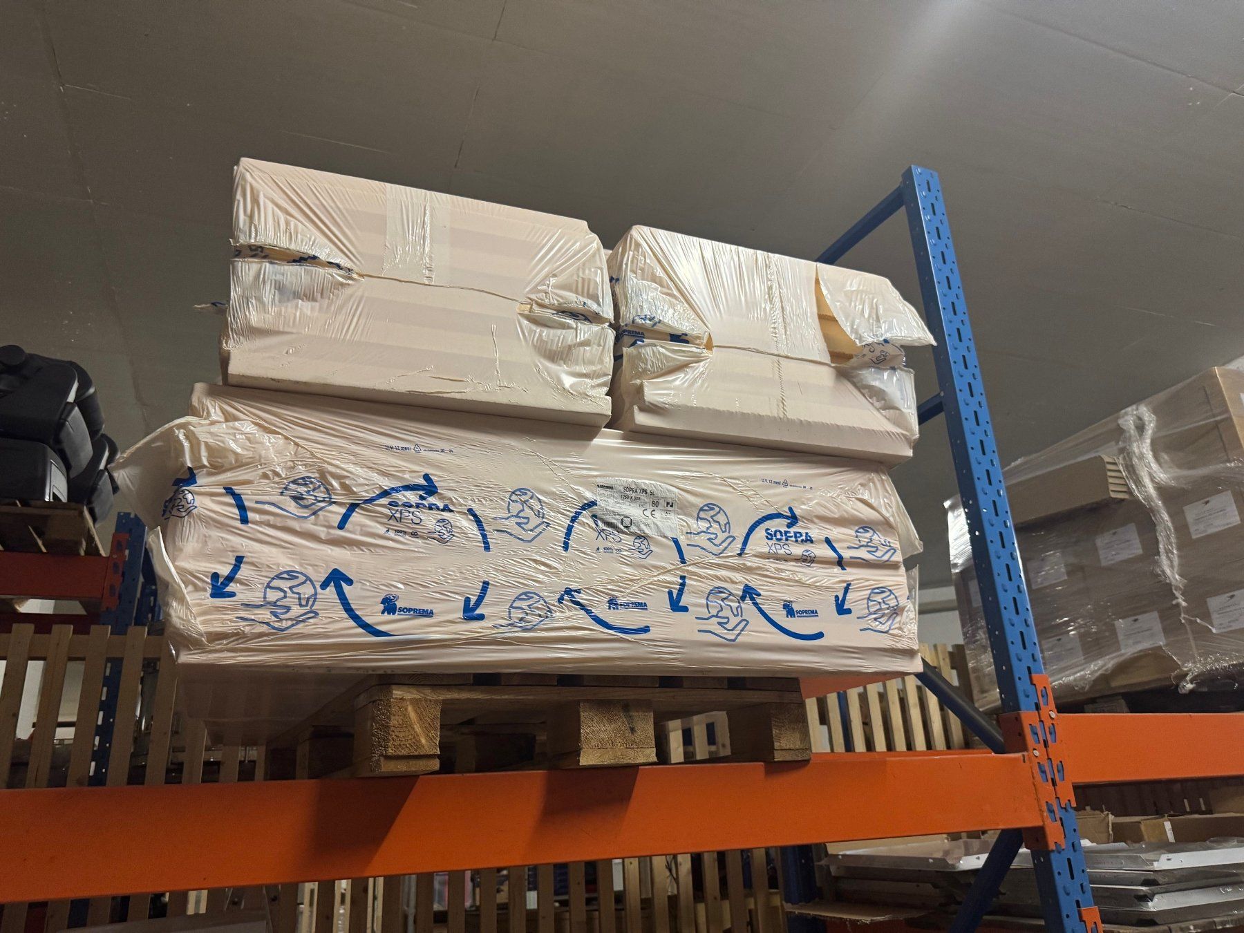 Piatti di portata: xps extrudiertes polystyrol – Nuovo e nell'imballaggio originale da Kefikon TG venduto da baumodul