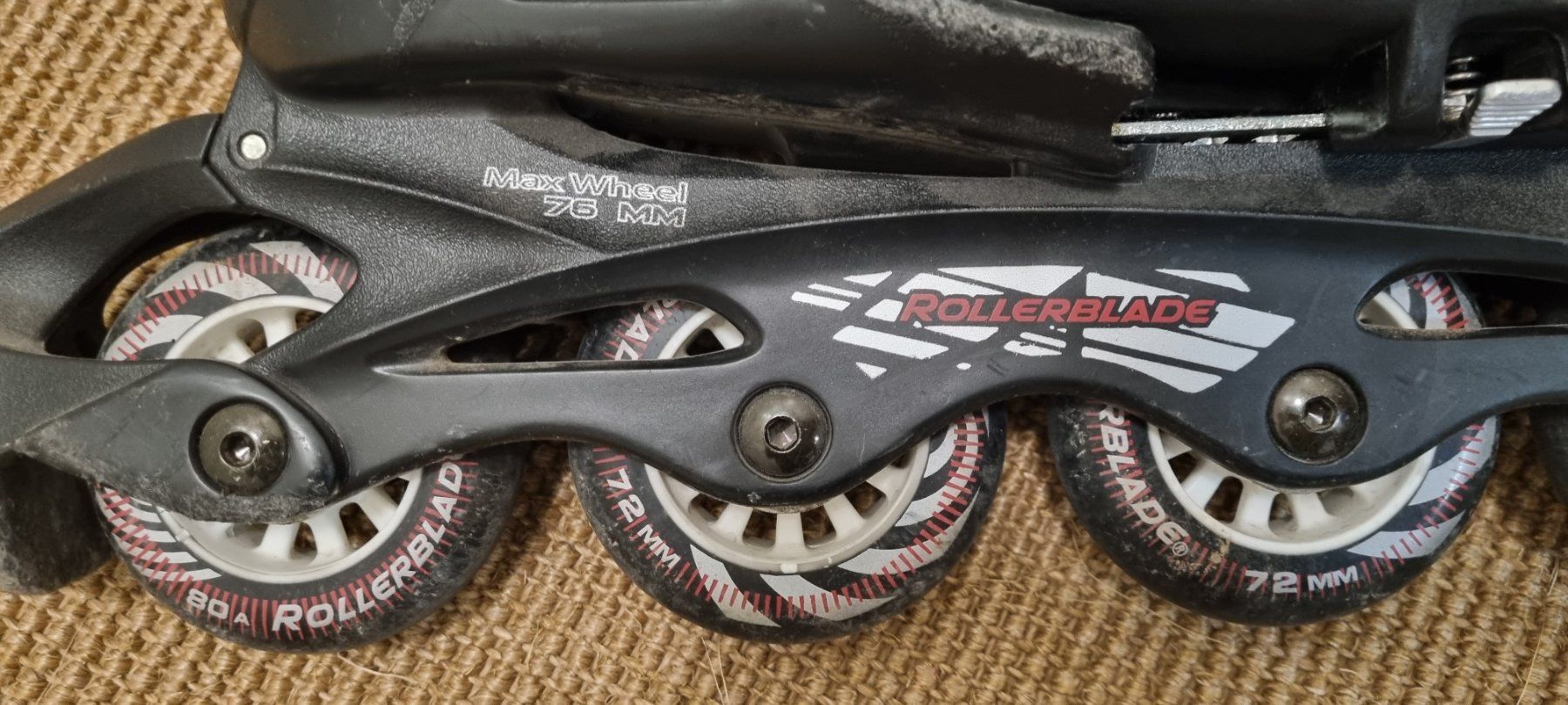 Pattini in linea & Pattini a rotelle: Inline Skates Rollerblade verstellbar (EU 33-36.5) – Usato da Bülach venduto da enassar 3
