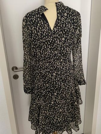 Pigalle Midikleid ungetragen Gr. M