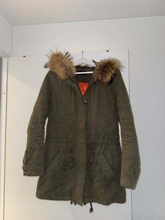 IQ Berin Parka mit Echtfell (khaki/olivegrün), Grösse 36