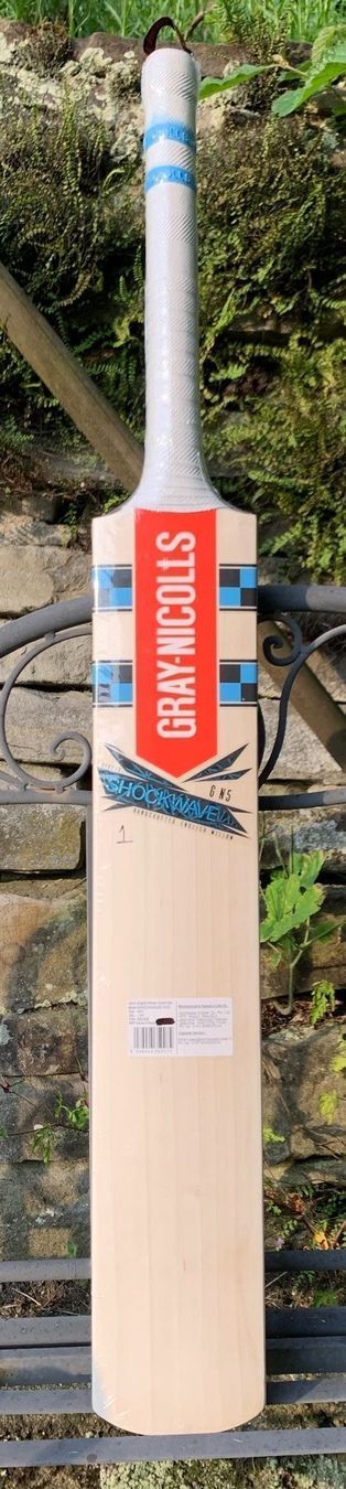 Articoli in legno: Cricket bat Gray-Nicolls Shockwave Gn5 – Nuovo e nell'imballaggio originale da Luzern venduto da ronymamuni 6