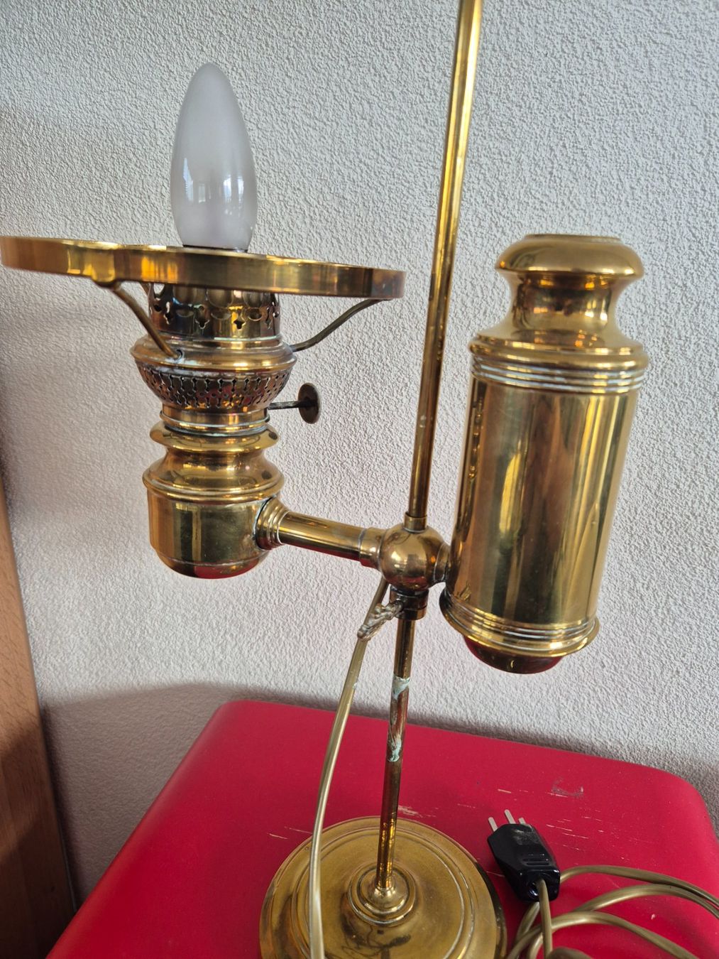 Lampade: Lampe à pétrole électrifiée – Usato da Fully venduto da tameab 2
