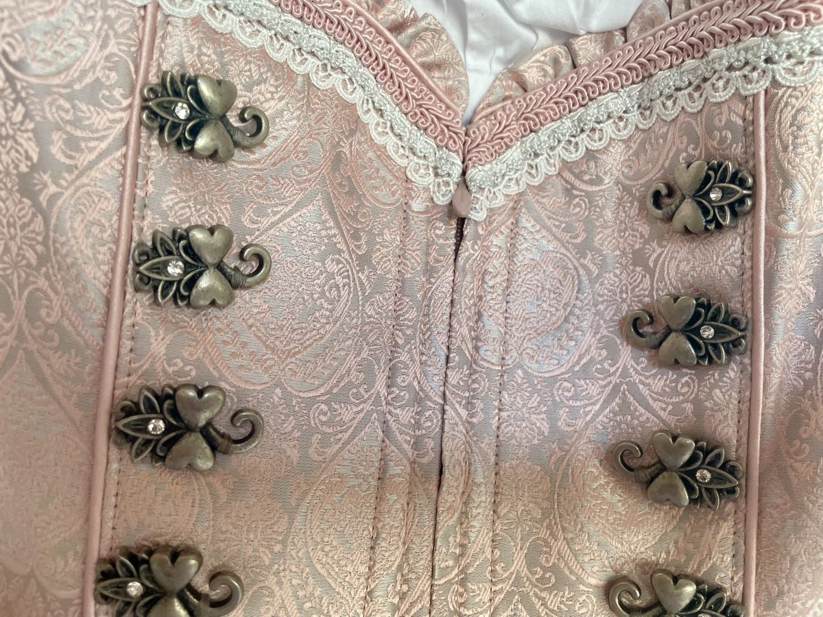 Krüger Vestiti: Dirndl Gr.40 inkl. Dirndlbluse – Usato da Laupen BE venduto da trinegack 3