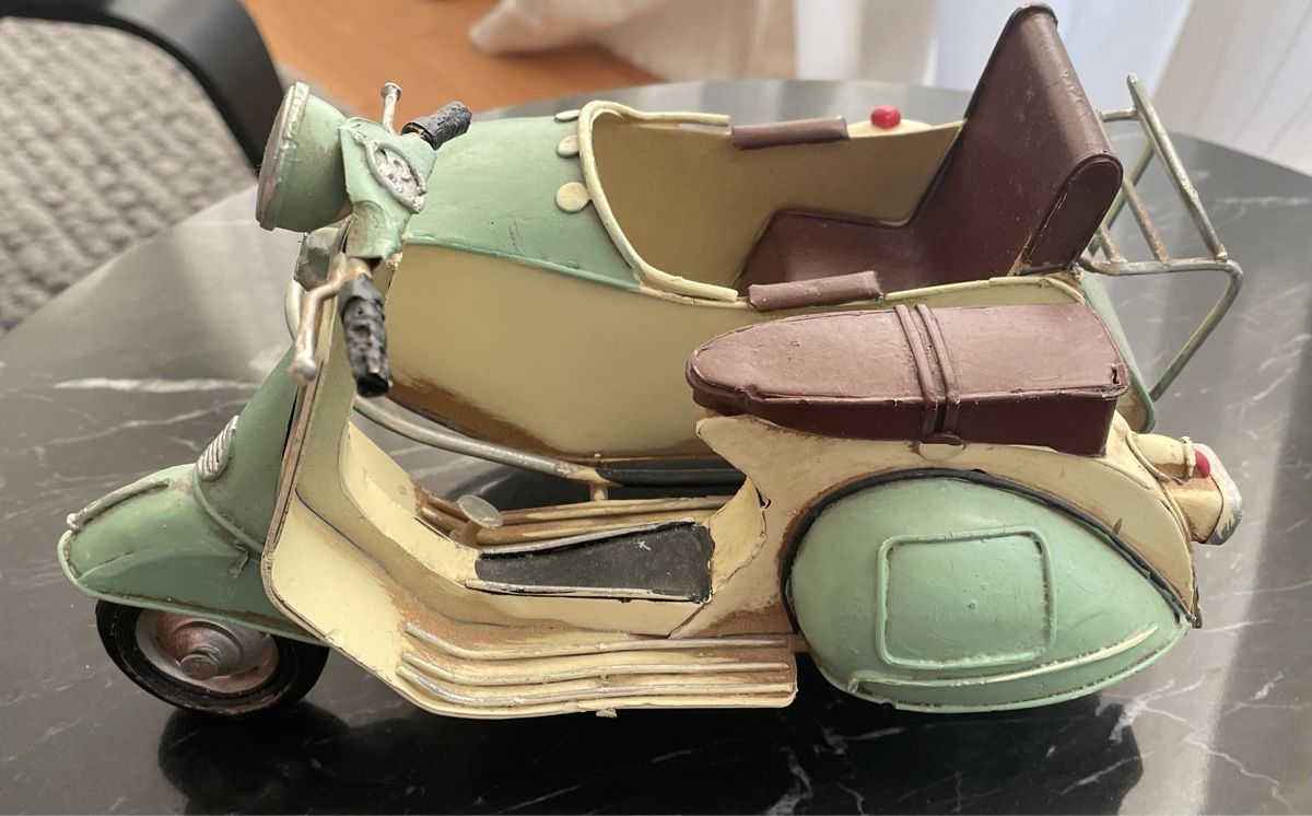 Tutte le decorazioni: Motorrad Model mit Seitenwagen als Deko – Nuovo (secondo la descrizione) da Oberwil BL venduto da J.L. 4