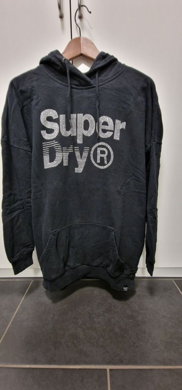 Pulls & Sweat-shirts: Superdry Pullover – D'occasion à Oftringen par bin_2wk8