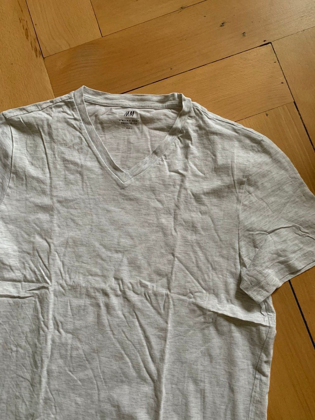 H&M T-Shirts: T-Shirt hellgrau meliert L – Gebraucht aus Zürich von Diazaio 1