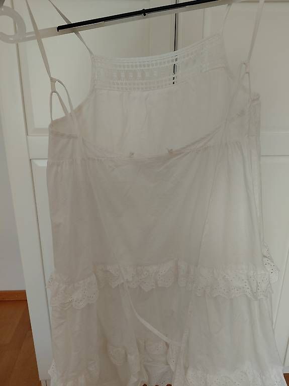Robes et jupes: Kleid von Designer Remix Collection – D'occasion à Otelfingen par ani_2dzh 2