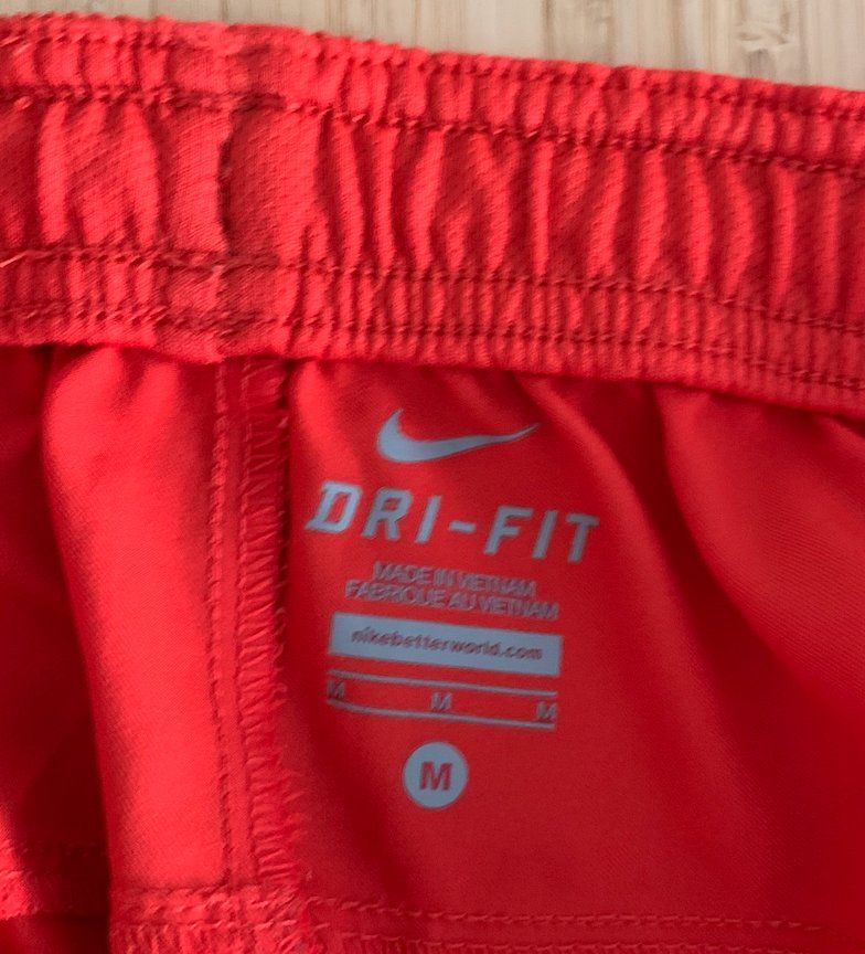 Nike Hosen: Nike Shorts – Gebraucht aus Zürich von rob_z62d 2
