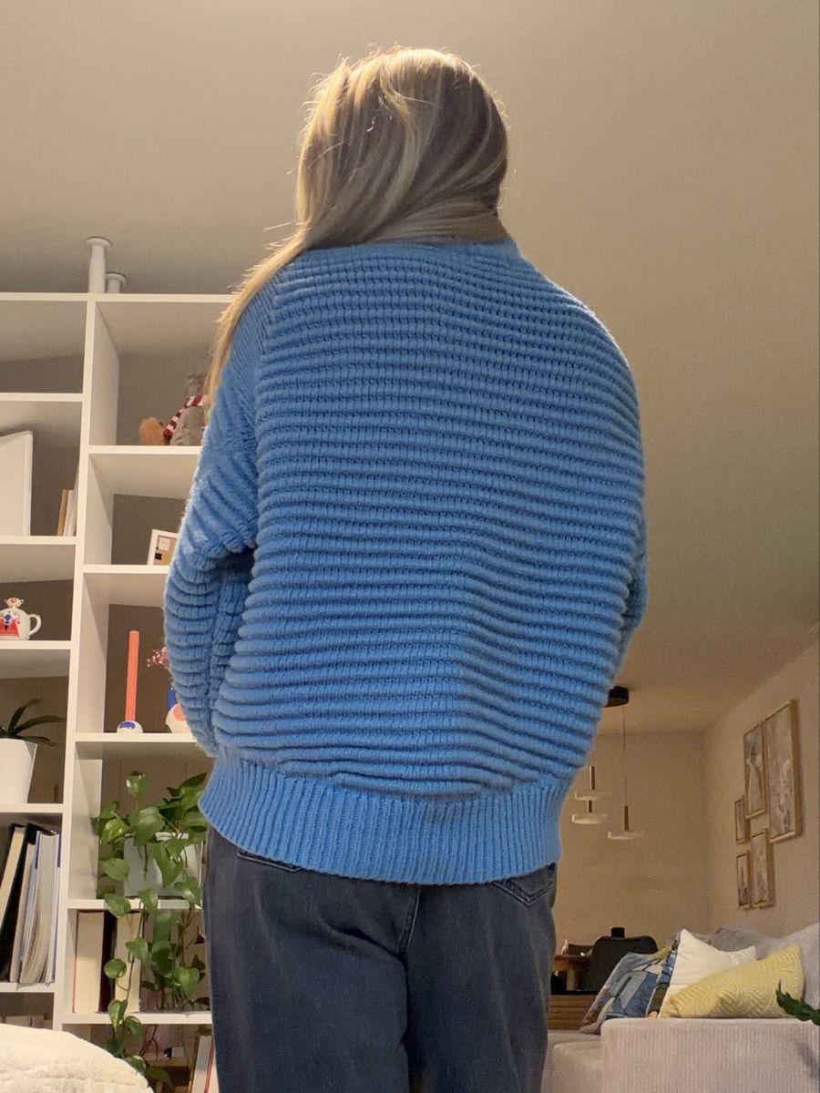 H&M Maglioni & Felpe: Blauer H&M Grobstrick-Rollkragenpullover – Usato da Zürich venduto da dbu_s8p2 1