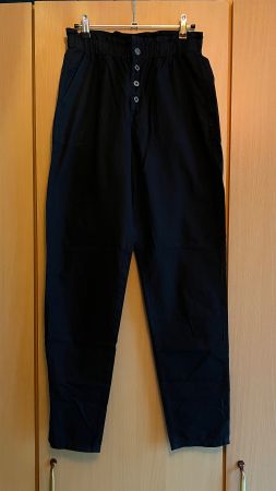 leichte schwarze Hose (Sommer)