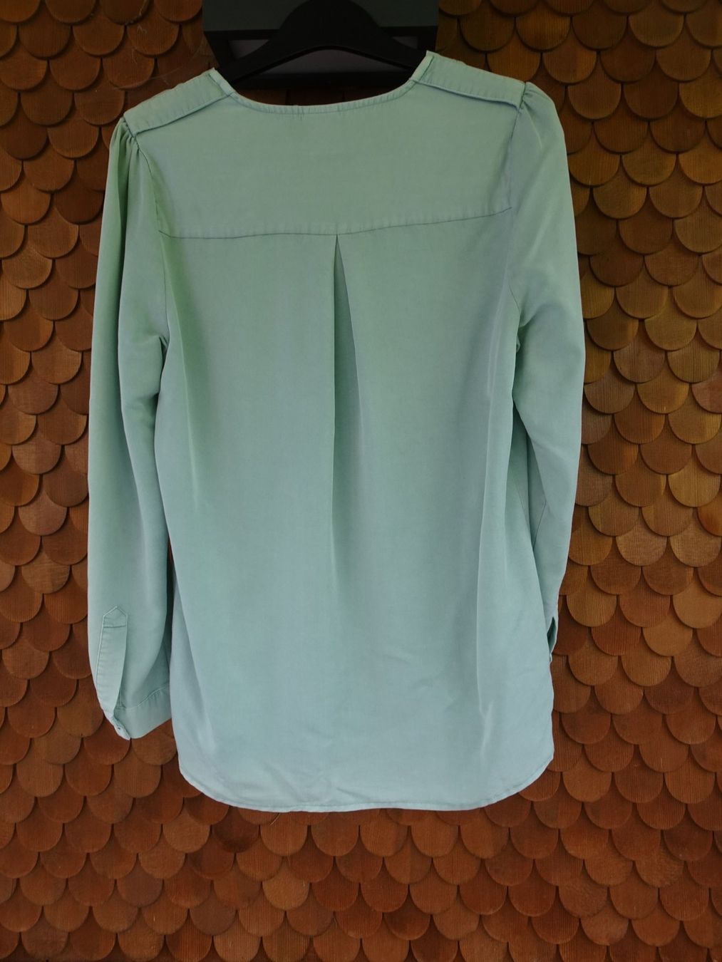 Vero Moda Camicette: Lindengrüne Bluse Vero Moda Gr. XS - 2407121 – Usato da Küssnacht am Rigi venduto da Good4Deckeli 1