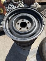 Roues en acier Chrysler 1966 15 pouces 