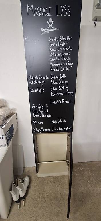 Mobile-home: Möbel/ Blackboard – D'occasion à Diessbach b. Büren par Angle0 1