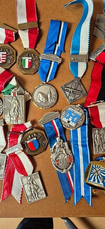 Medaglie: A vendre médailles tir – Usato da Bex venduto da peter.fracheboud 2
