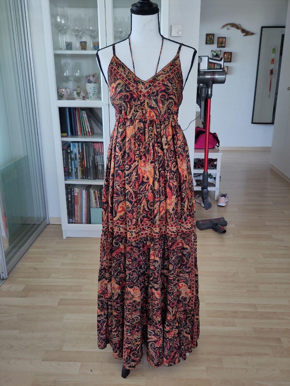 Vestiti: Maxikleid, Gr. M, rot-orange gemustert, Boho Look – Nuovo (secondo la descrizione) da Zürich venduto da njerryrocky