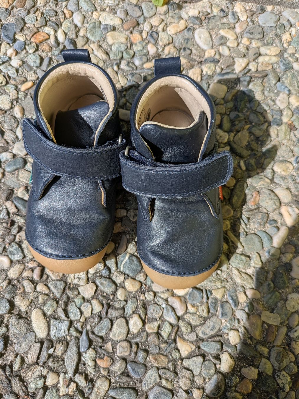 Scarpe per ragazzi: bottines kickers Barefoot taille 22 – Usato da Orsières venduto da ange_tor6