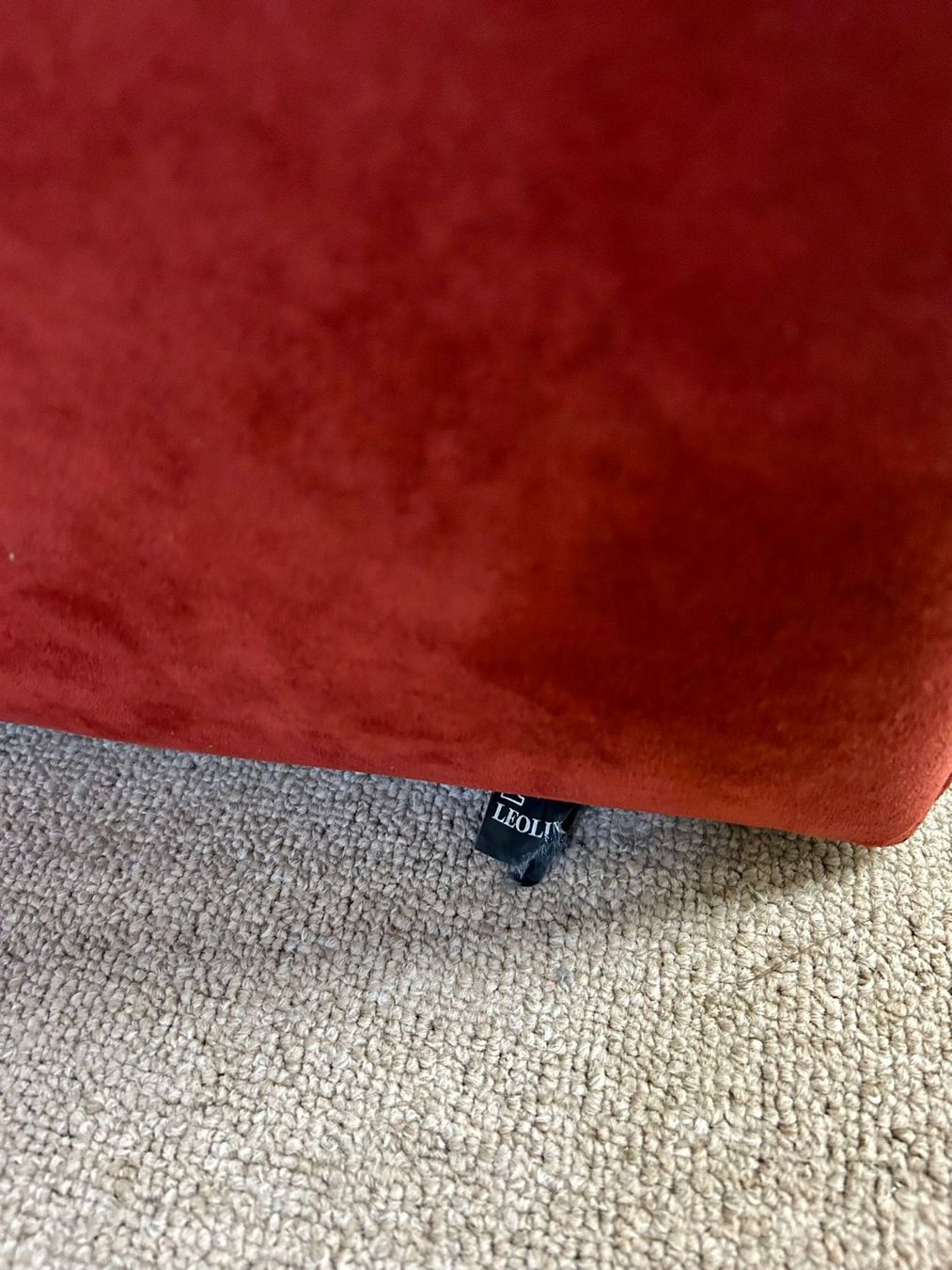 Divani: Leolux Bora Bora Sofa 2 Sitzer Alcantara rot – Usato da Rickenbach ZH venduto da Insider-Boerse 4