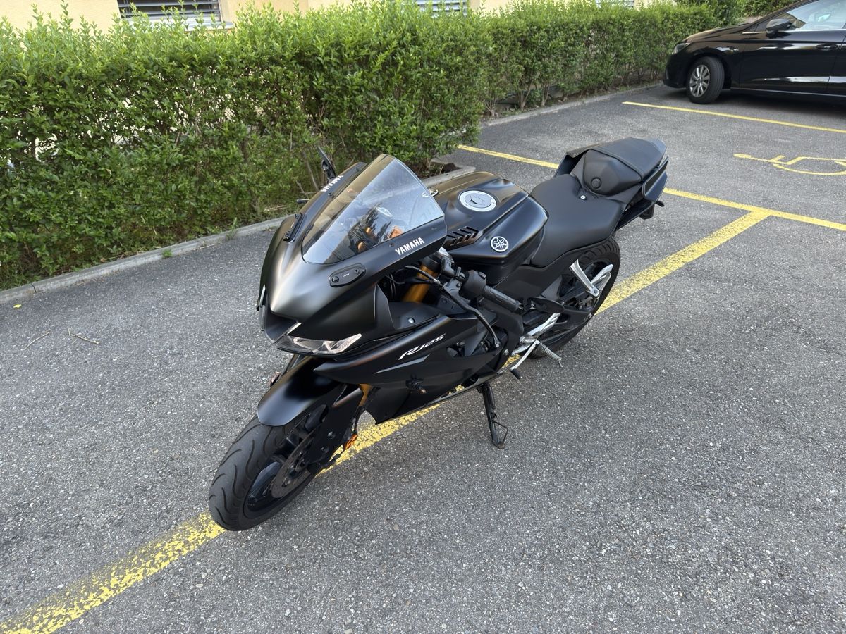 Yamaha Strada: Yamaha yzfr-125 Schwarz | 11‘200km – Usato da Bürglen TG venduto da mic_w2yg 6