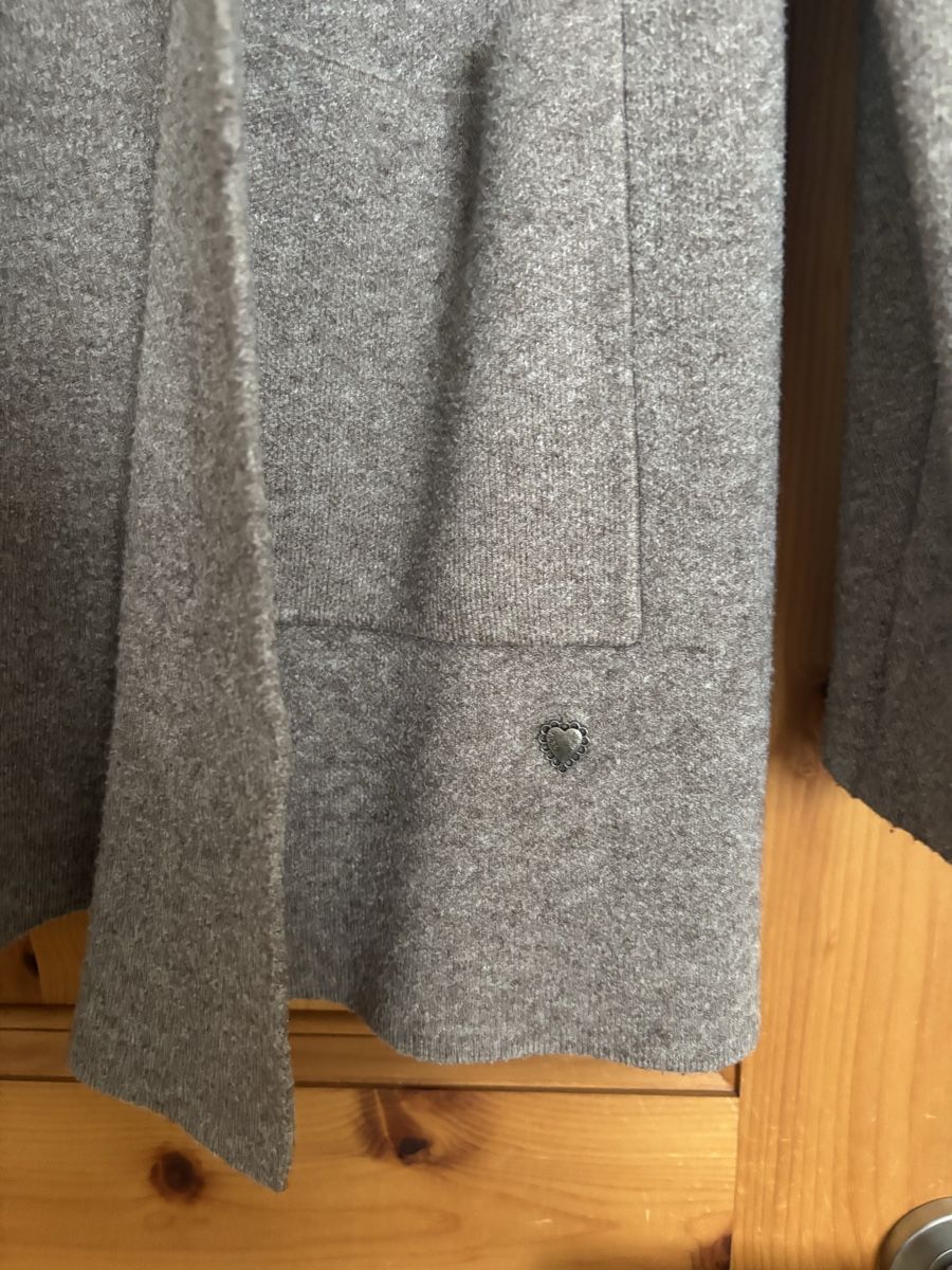 Giacche: Cardigan mit Kapuze – Nuovo (secondo la descrizione) da Celerina venduto da Heli87 2