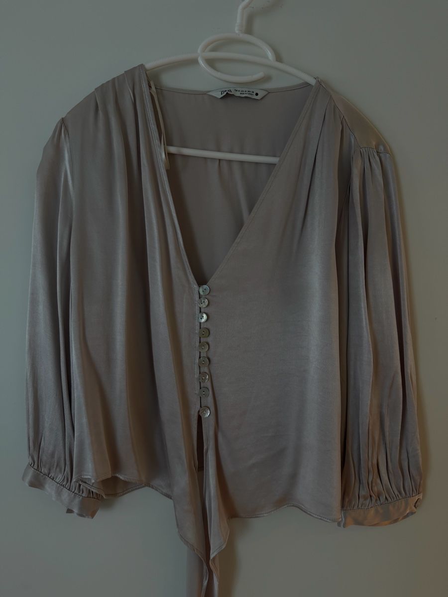 Zara Blusen: ZARA Blusen – Neu (gemäss Beschreibung) aus Zürich von nweimy 7