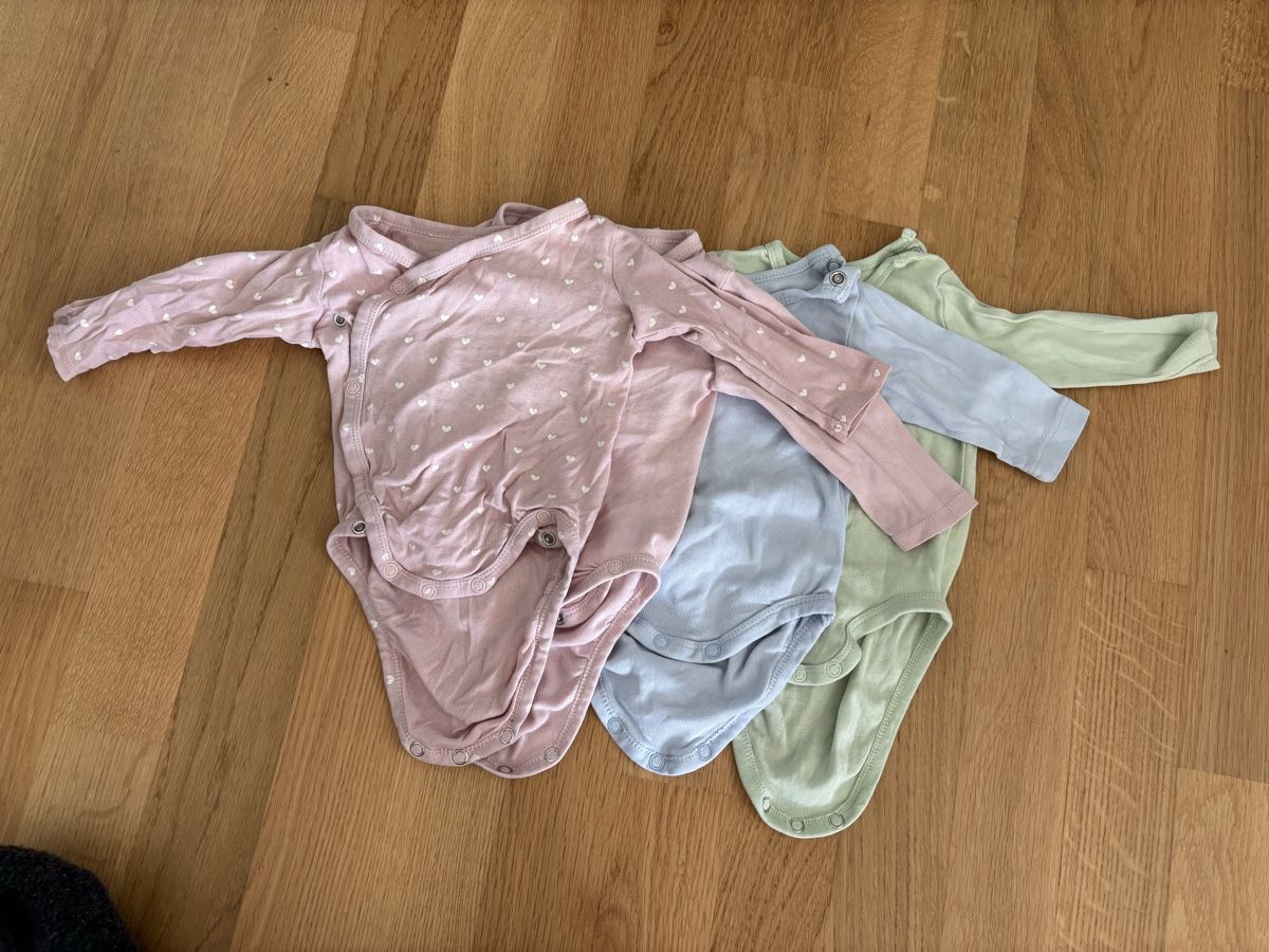H&M Biancheria intima: Bodys Grösse 62 – Usato da Remetschwil venduto da est_zk69