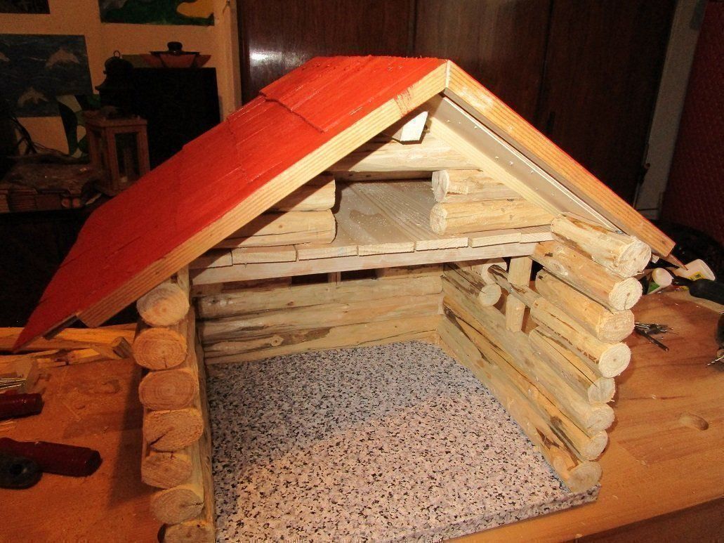 Articoli in legno: Krippe im Blockhausstil – Nuovo (secondo la descrizione) da Erlinsbach venduto da Bgig