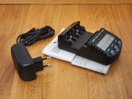 La crosse Technology BC700 Battery Charger