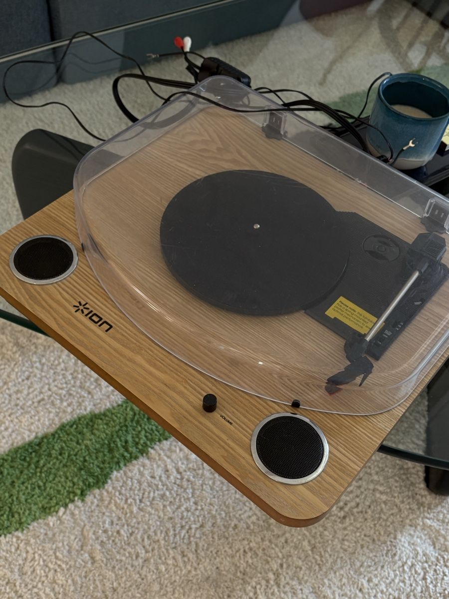 Tourne-disques: vinyl record player – D'occasion à Herrliberg par peperina 3