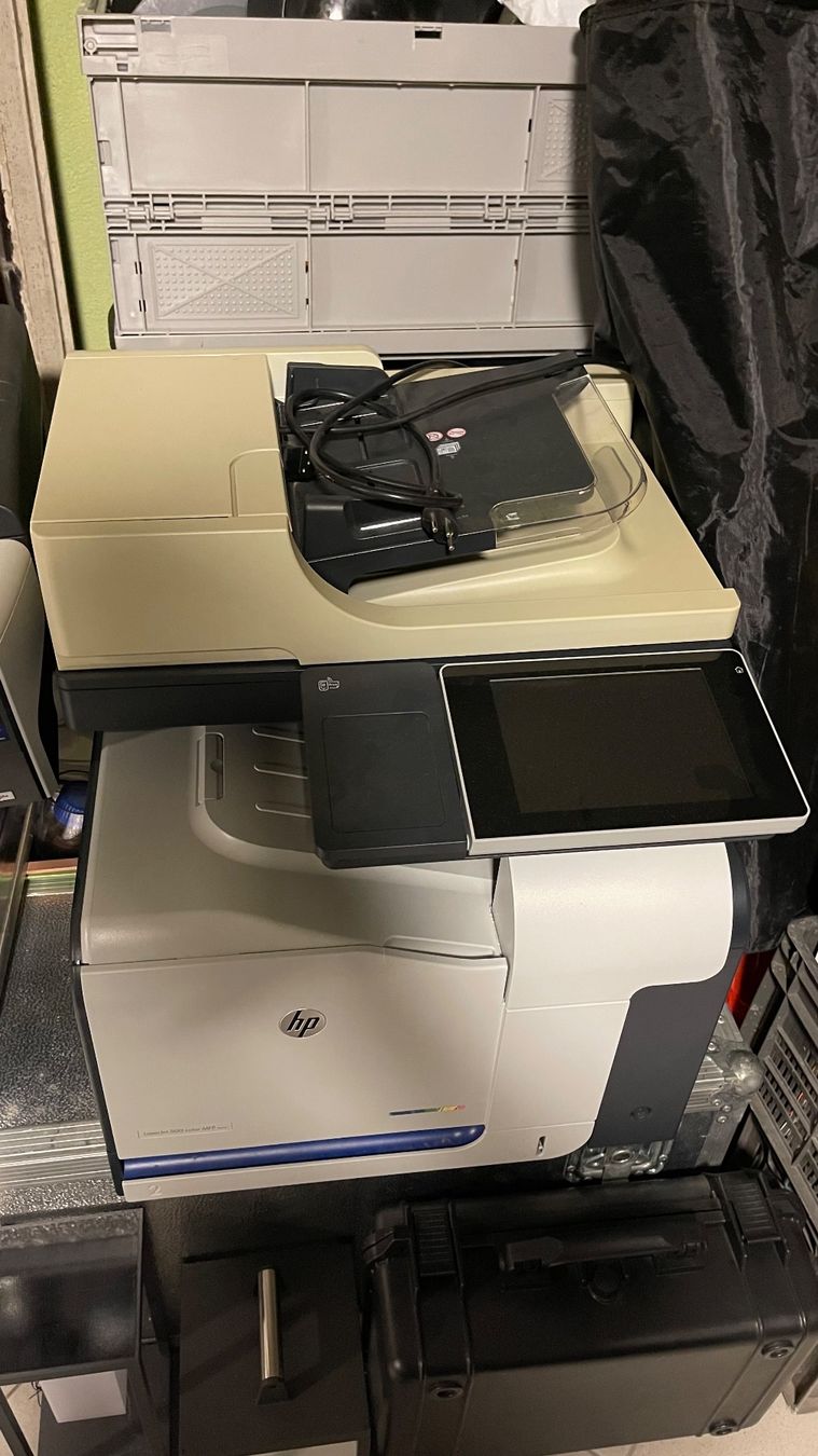 Stampanti: HP LaserJet Enterprise Multifunktionsdrucker gebraucht – Usato da Ittigen venduto da raphilou