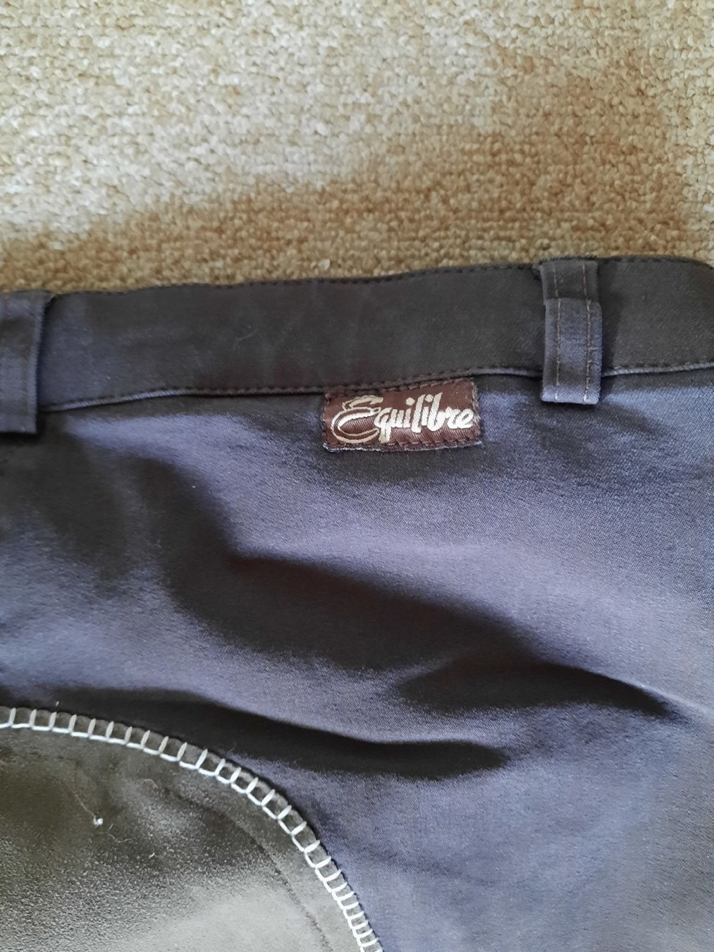 Pantaloni: Reithose Equilibre Vollbesatz Gr.40 – Usato da Nottwil venduto da mar_jqm7 2