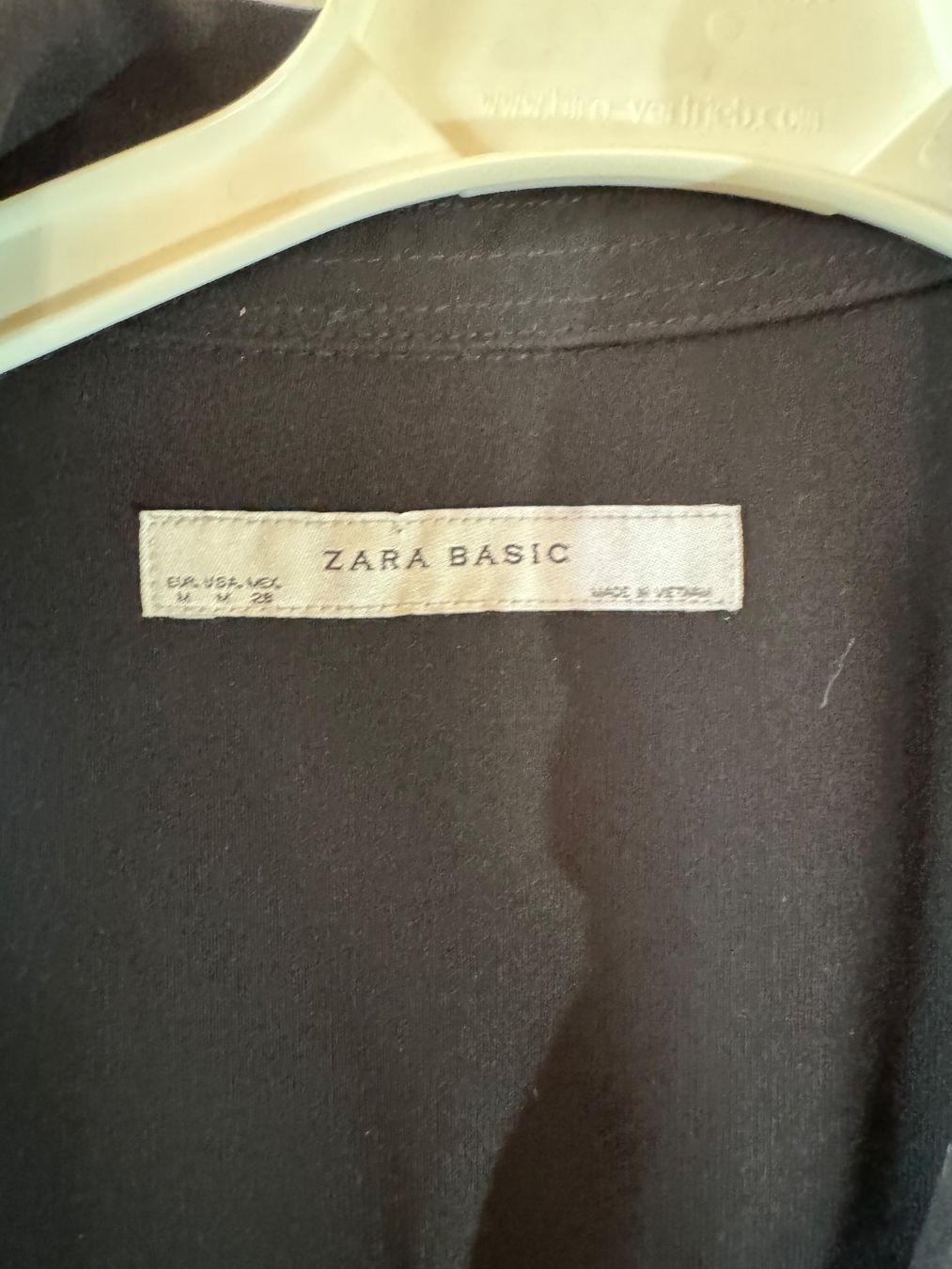 Zara Kleider: schwarzes Kleid von Zara Gr. M – Gebraucht aus Grosswangen von second_hand_dress 2