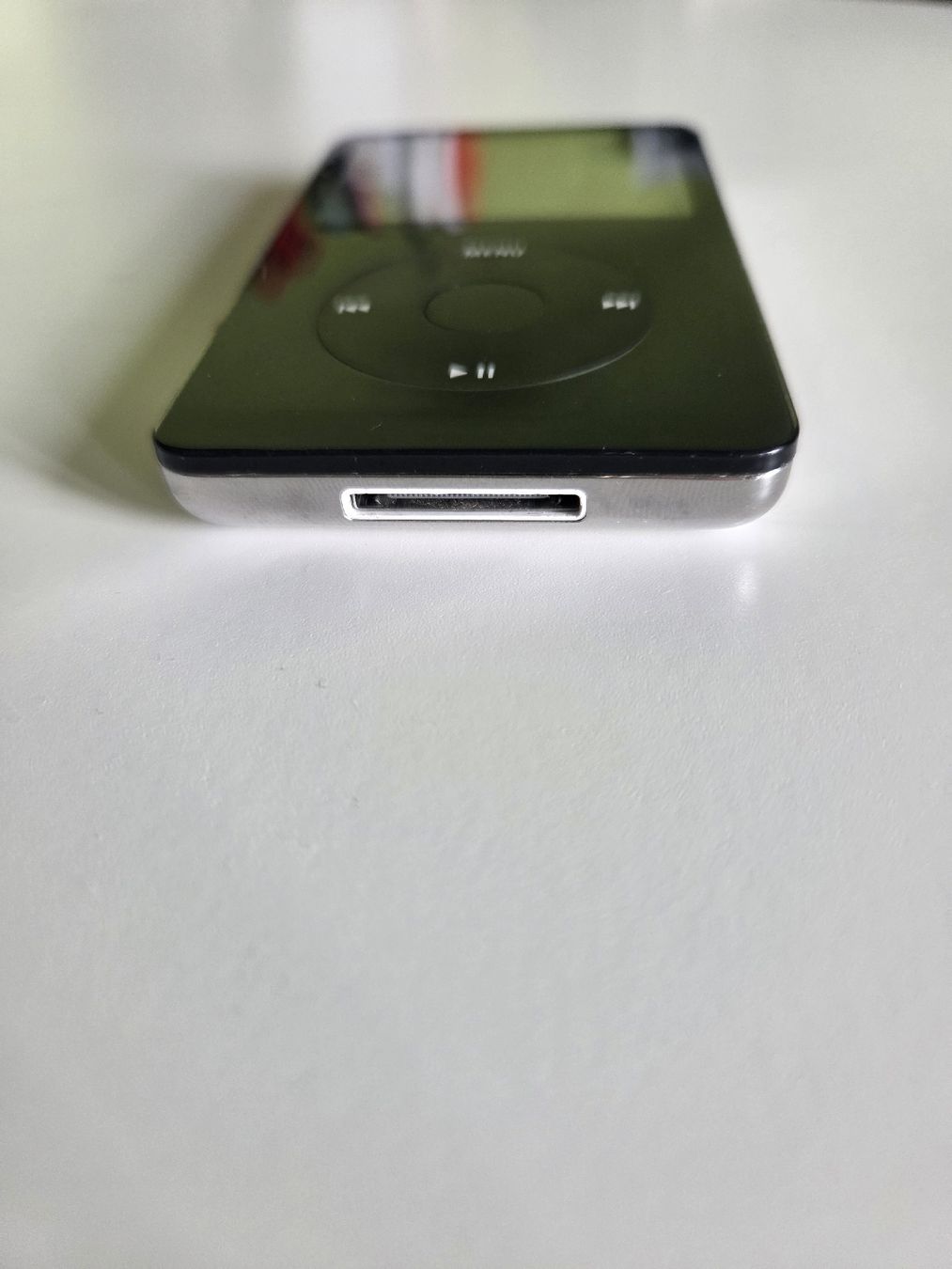 Apple Tragbarer Mediaplayer: iPod 5 Generation 30GB neuer akku – Gebraucht aus Niederrohrdorf von jet_b7s7 3