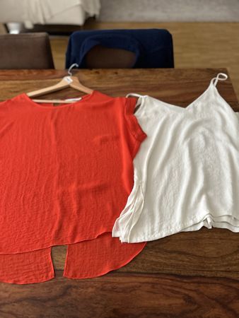 2 Oberteile French L und H&M S weiss orange