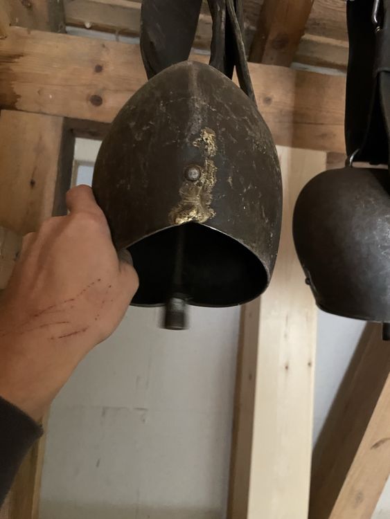 Morier Glocken & Treicheln: P.Morier 4 – Gebraucht aus Aedermannsdorf von 1998Gc8 4