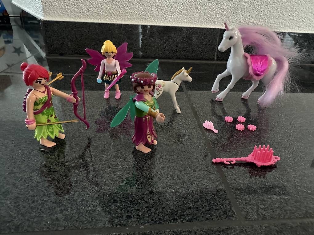Playmobil Giocattoli: Playmobil Figuren Fee/Einhorn – Usato da Rothrist venduto da fiore09