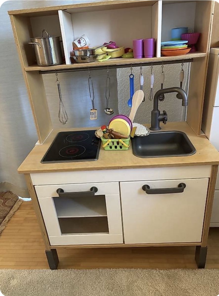 Ikea Giocattoli: Kinderküche – Usato da Urdorf venduto da Clio91