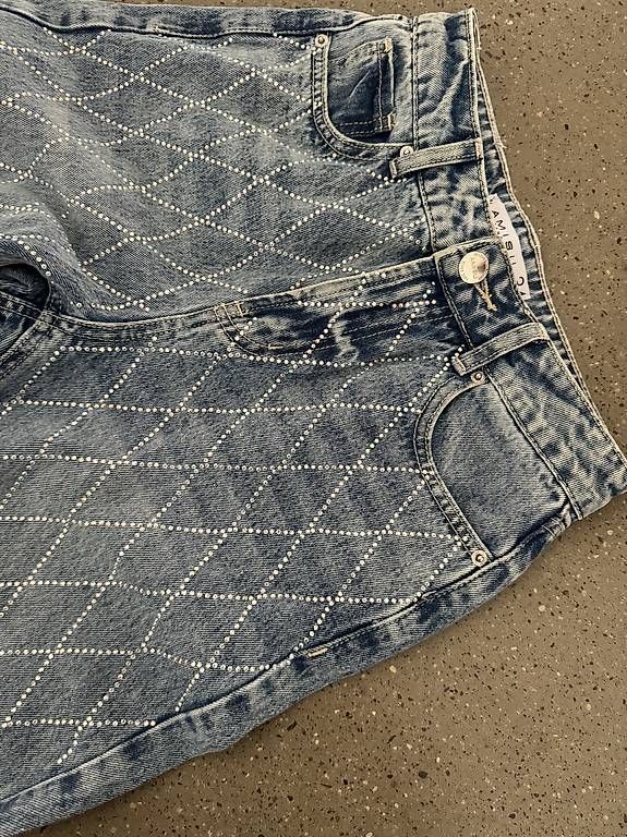 Jeans: Jeans Hose Glitzer Gr.34 – Gebraucht aus Dierikon von san_9tc9 1