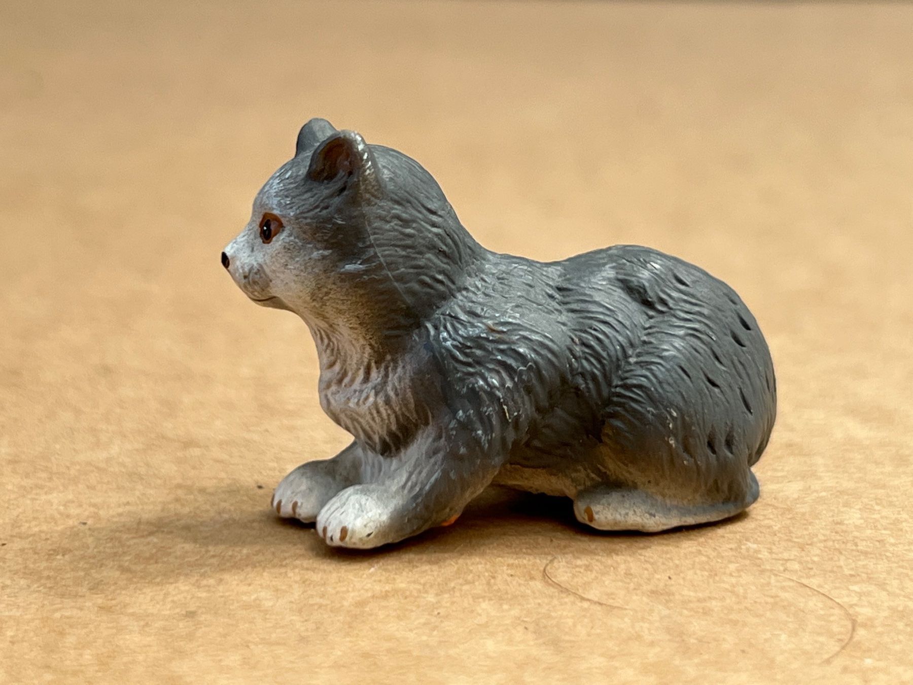 Schleich Statuette: Schleich Katze grau, liegend, 2004 – Usato da Ennetbaden venduto da mapa05 2