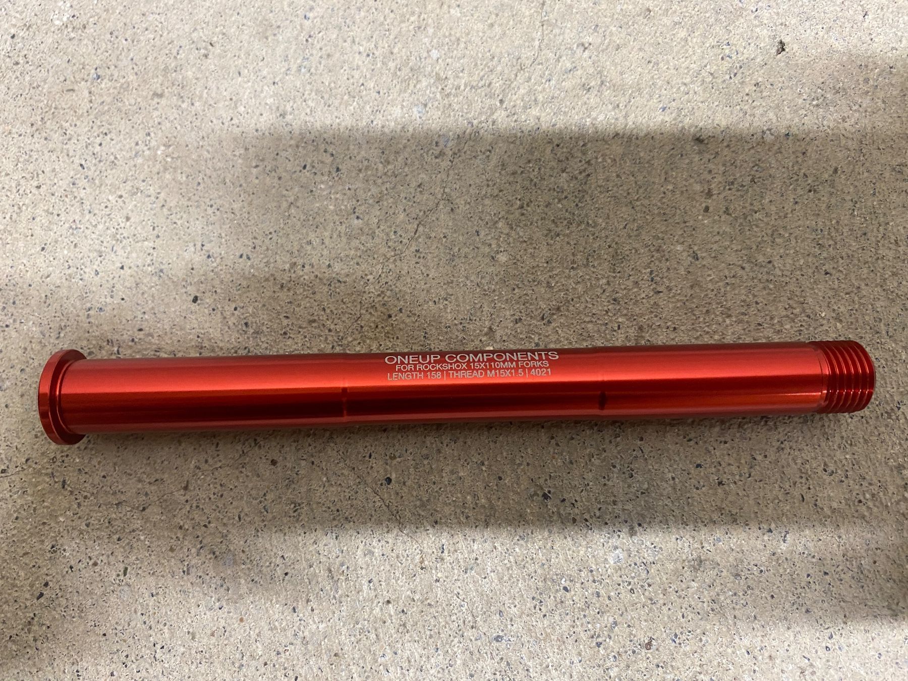 OneUp Pezzi di ricambio: One Up Steckachse 15x110mm – Nuovo (secondo la descrizione) da Zürich venduto da fredi08