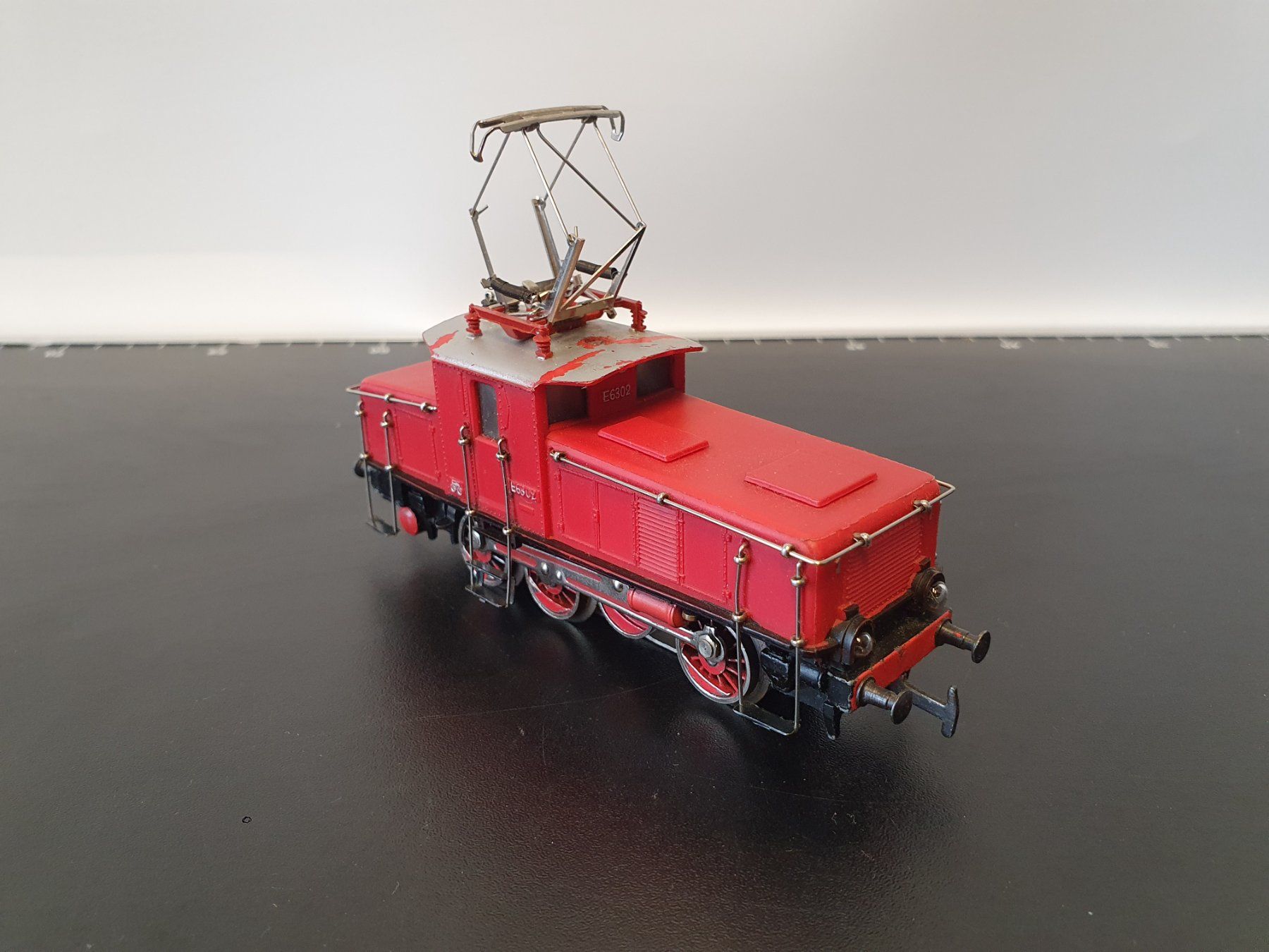 Märklin Modelleisenbahnen: MÄRKLIN: DB E63 ROT RANGIERLOK – Gebraucht aus Biglen von taunus82 4