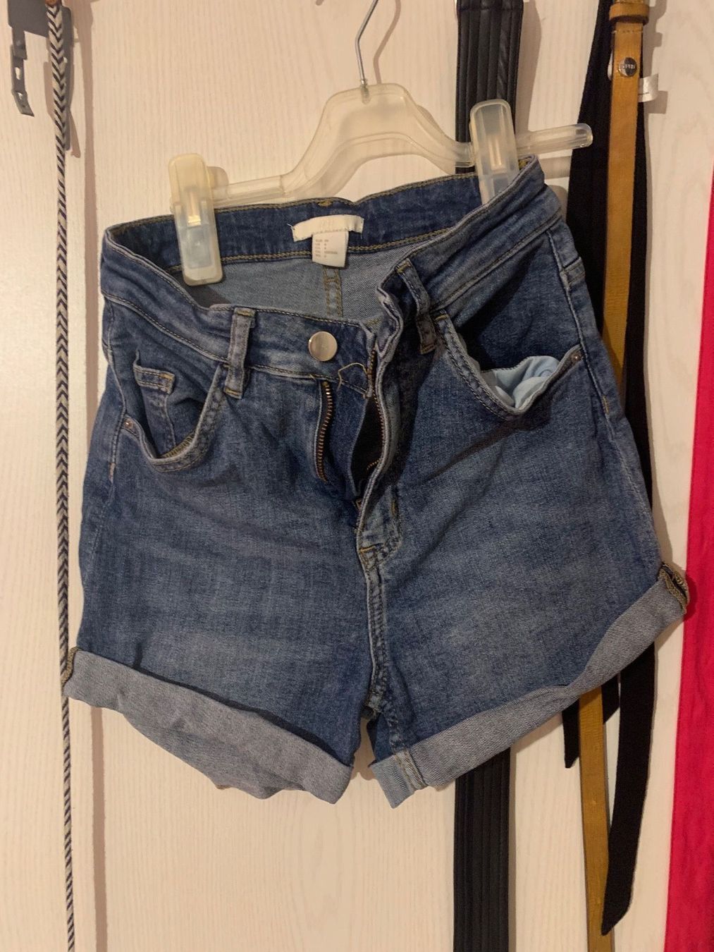 H&M Jeans: Jeansshorts – Usato da Triengen venduto da nes_l8cj