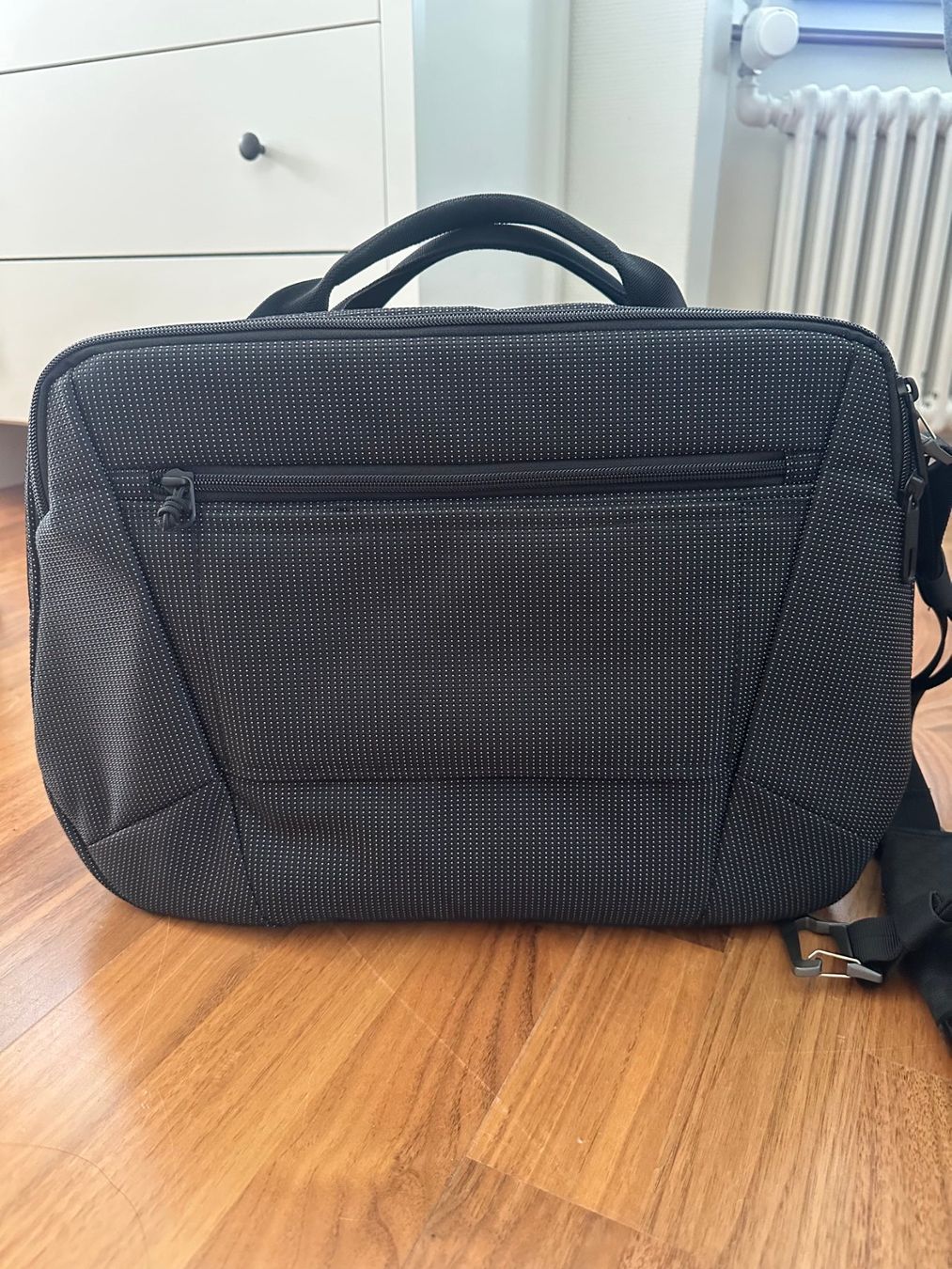 Borse: Thule Laptoptasche – Usato da Hombrechtikon venduto da Unit25 1