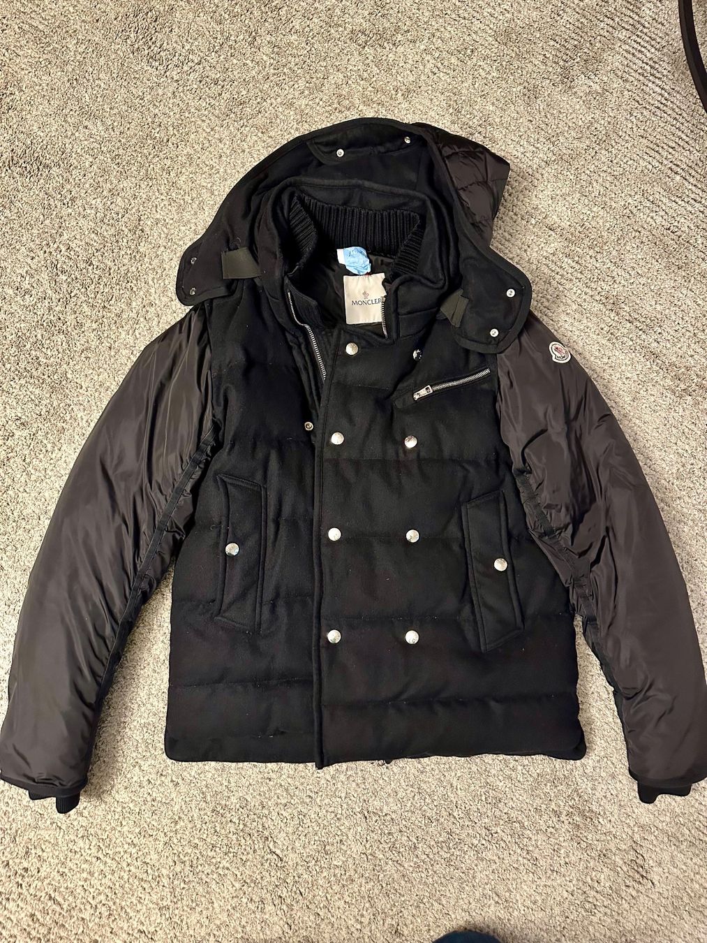 Moncler Giacche: Moncler Down Wool jacket, Size 3 – Usato da Winterthur venduto da ivan12891 1
