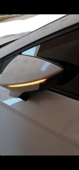 Tutti pezzi di ricambio auto: Seat Leon III 5F Dynamische LED Blinker – Nuovo e nell'imballaggio originale da Volketswil venduto da Willis-Autoteile 5